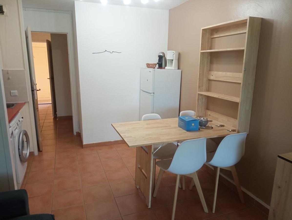 Ferienwohnung Domaine Et Golf De Pont Royal Mallemort Exterior foto